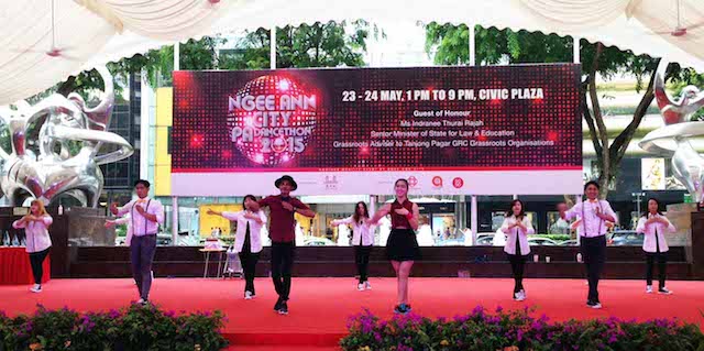 Intergeneration dancing