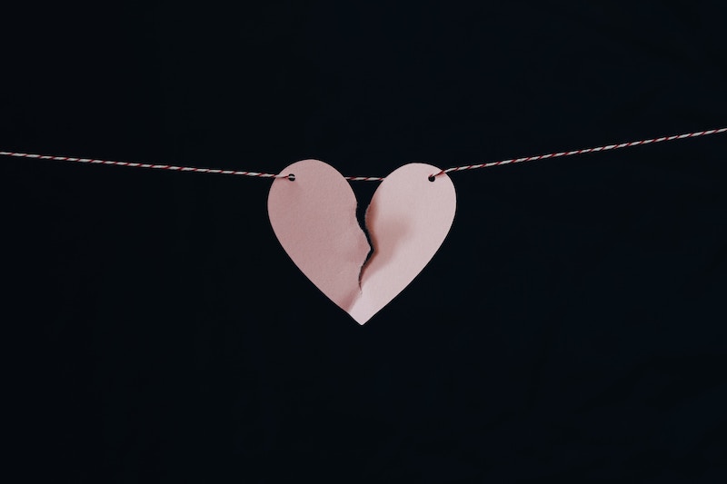 10 telling signs that your spouse may be having an affair